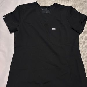 Slim Catarina™ One-Pocket Scrub Top